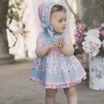 Vestido/capota/braguita floral acuarela cuello puntilla azul Dolce Petit