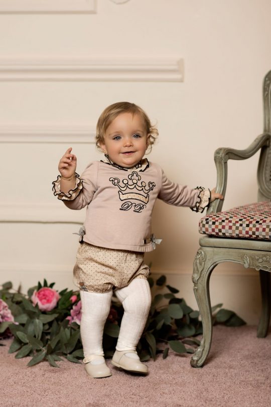 Sudadera bebé niño corona con pantalón corto topitos Dolce Petit